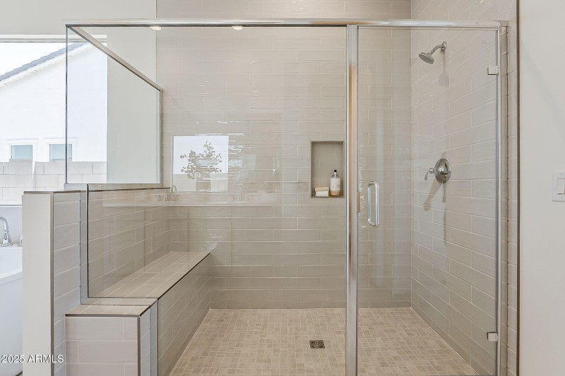 31-web-or-mls-Sunstone-31