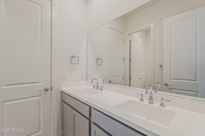 40-web-or-mls-Sunstone-40