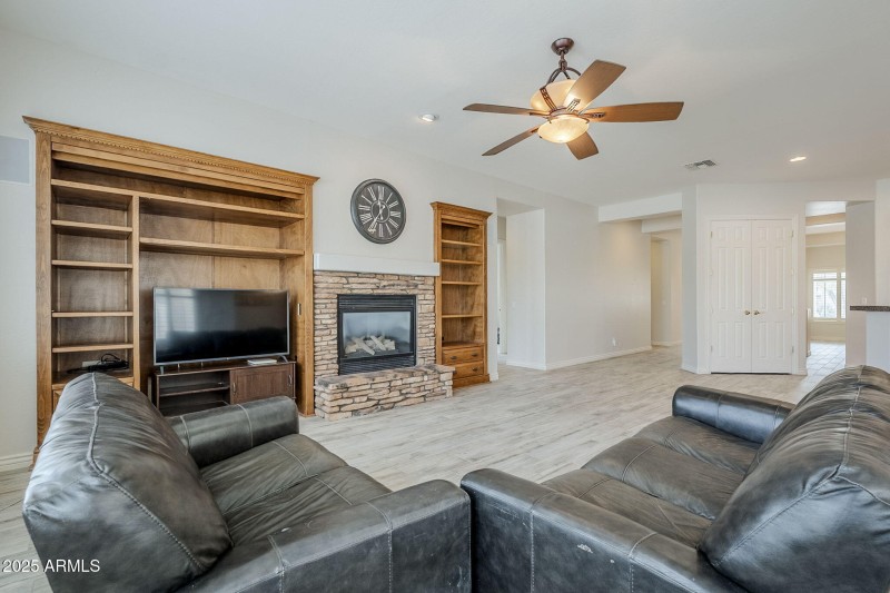 27-web-or-mls-Coconino-18