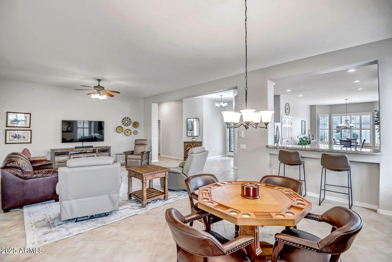 hr - great room dining area 3