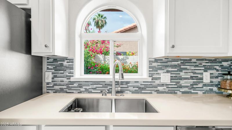 14248 N 56th Pl (12)