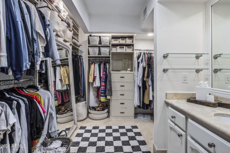 primary walk in closet