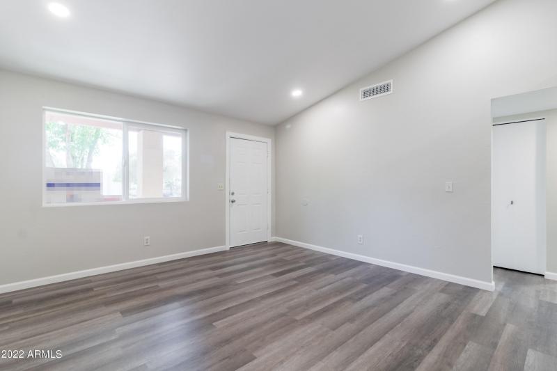 Nebraska St (5).jpg-FULL