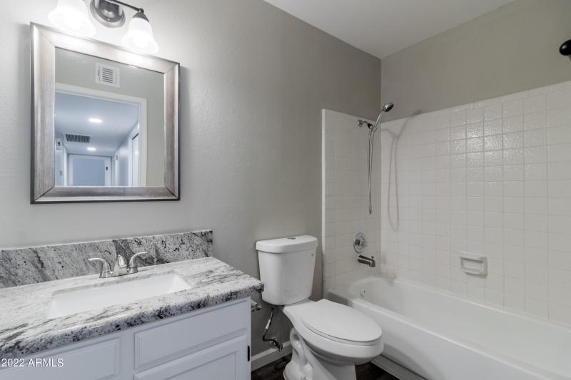 Nebraska St (13).jpg-FULL