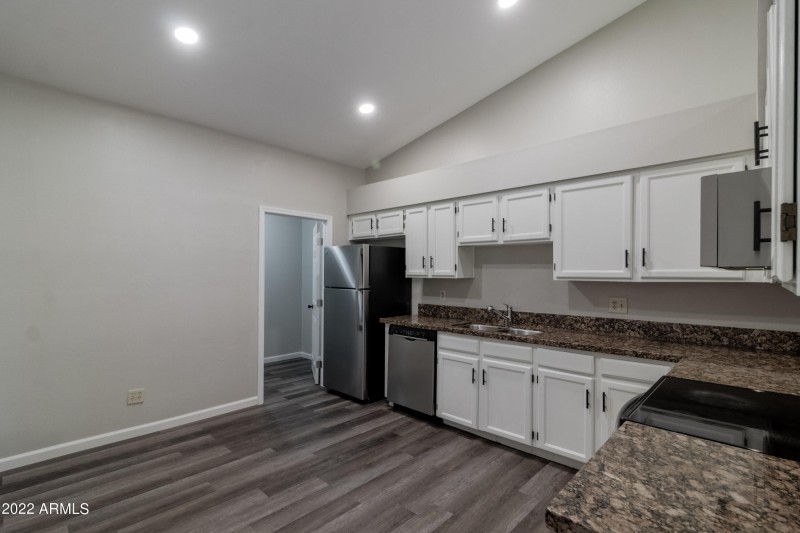 Nebraska St (14).jpg-FULL