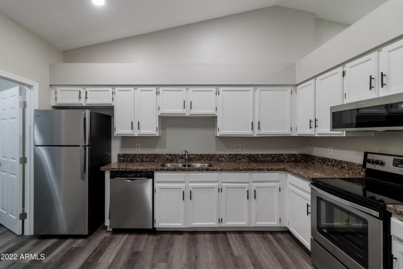 Nebraska St (16).jpg-FULL