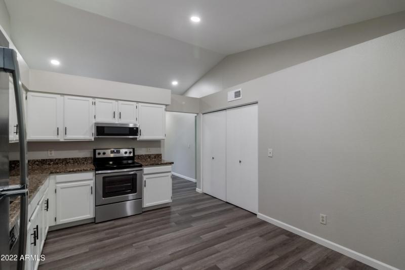 Nebraska St (17).jpg-FULL