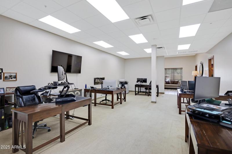 10555 N 114th St #103-16