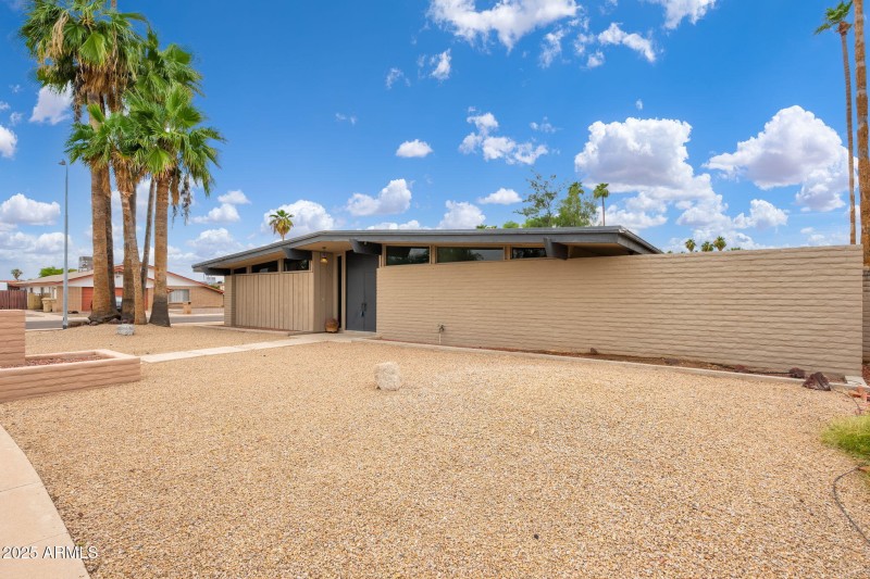 7604 N 46th Ave - 02