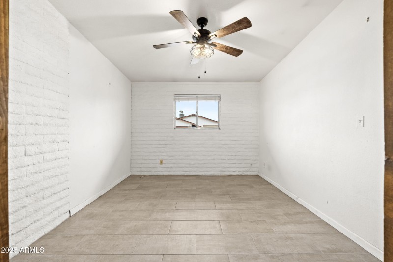 7604 N 46th Ave - 14