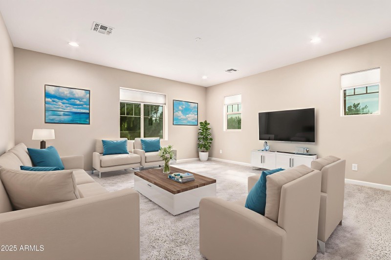 3925 S Garrison Spacious Loft