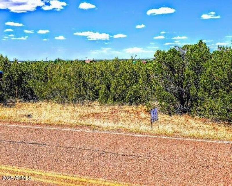 8546 Silver Creek Dr Pic 1