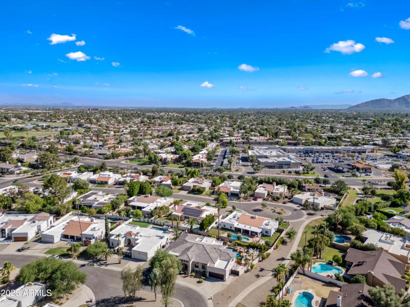 17-8313ETT-ocupix-SS