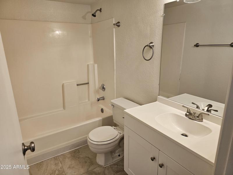 2nd Bathroom