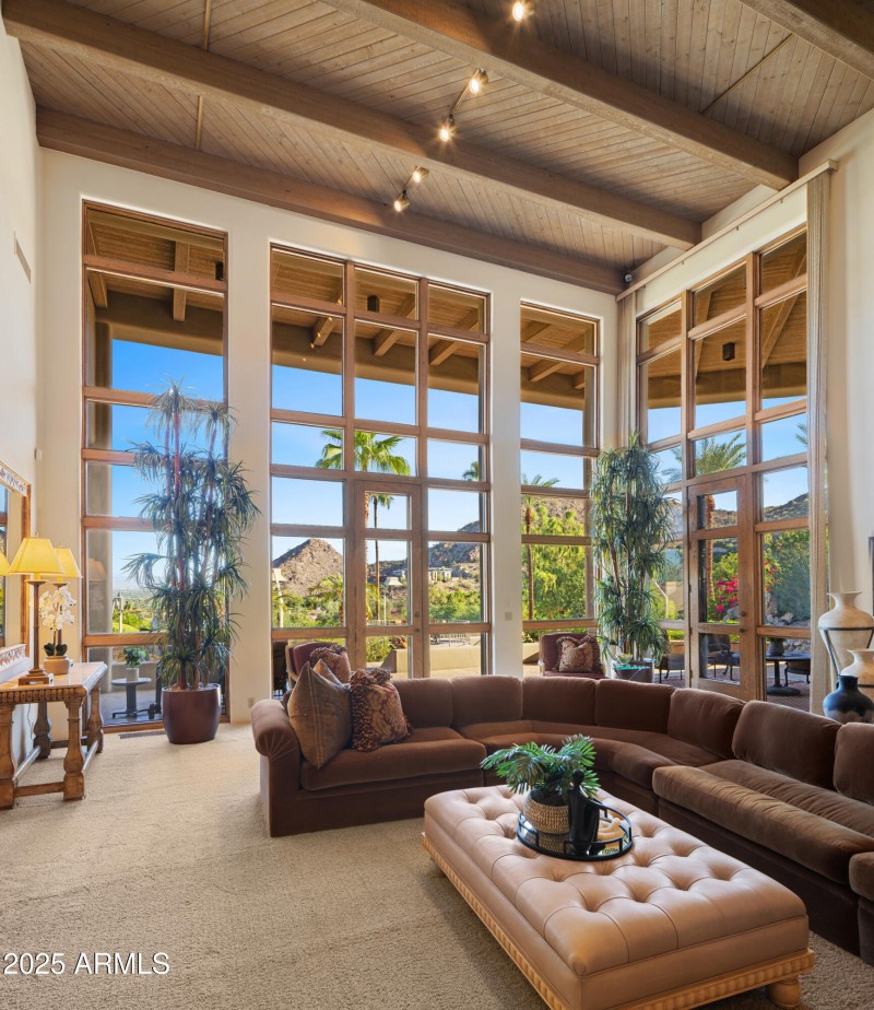 Floor to Ceiling Windows