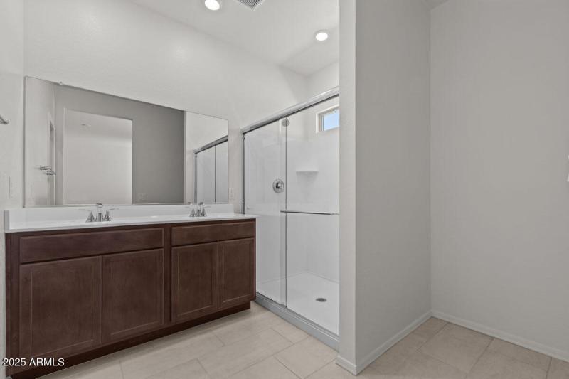 KBPHX_MIR_EntradadelOro-Lot30_8250-1200