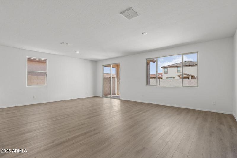 KBPHX_MIR_VentannadeEstrellas-Lot233_764