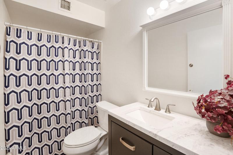 3928 N Granite Reef Rd-1