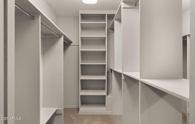 39-web-or-mls-Primary Bedroom1