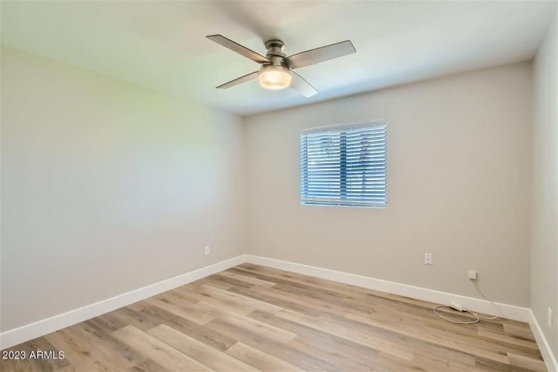 8356 E Palm Lane - Web Quality - 011 - 1