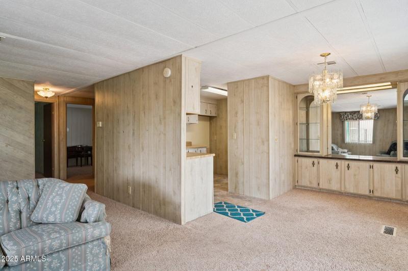 6-web-or-mls-2230-n-silverton-st