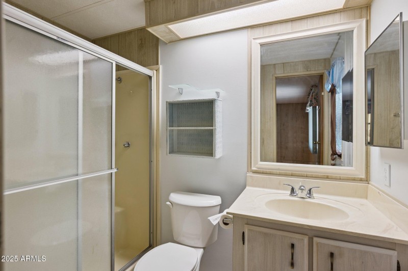 14-web-or-mls-2230-n-silverton-st