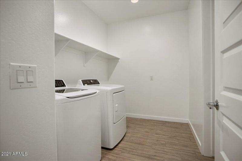 22-24973 North 172nd Drive 22