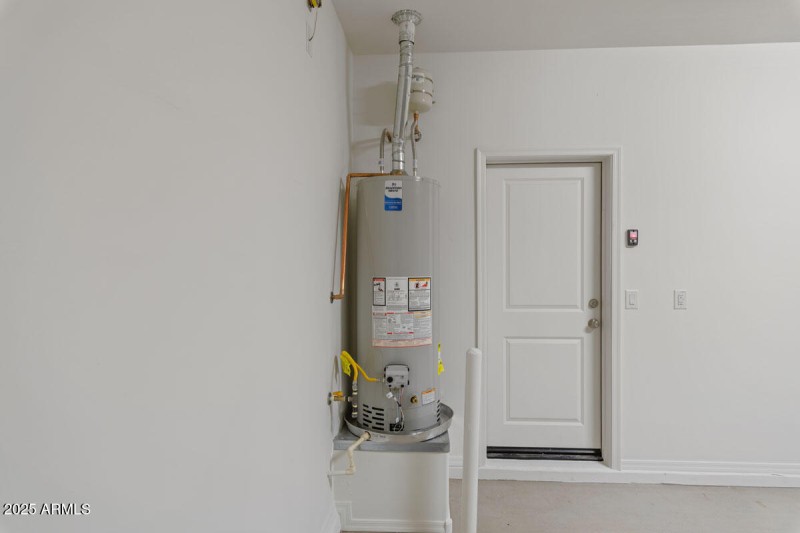 KBPHX_MIR_DesertOasis-Lot141_8656-1200