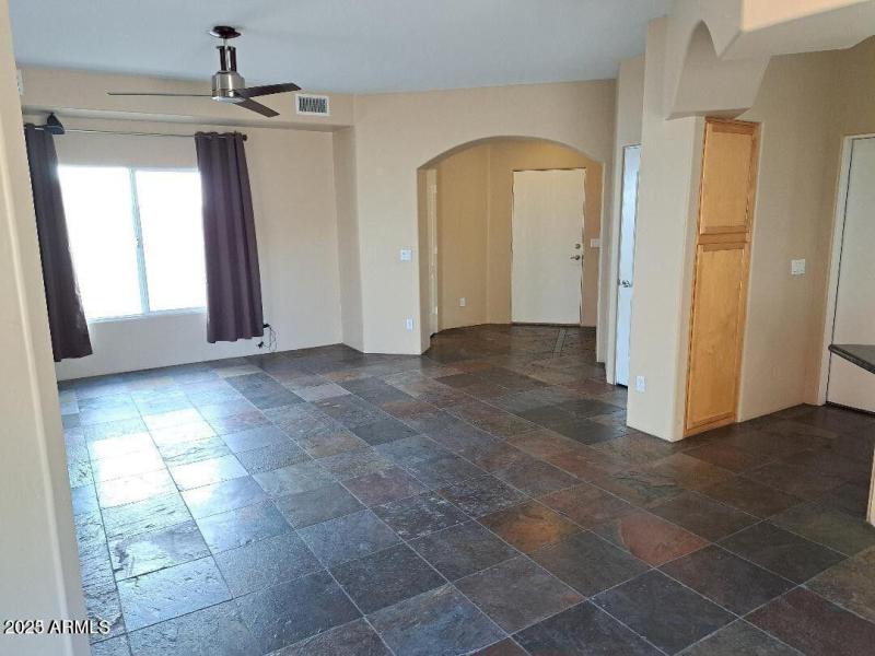 20230823190203902854000000-o