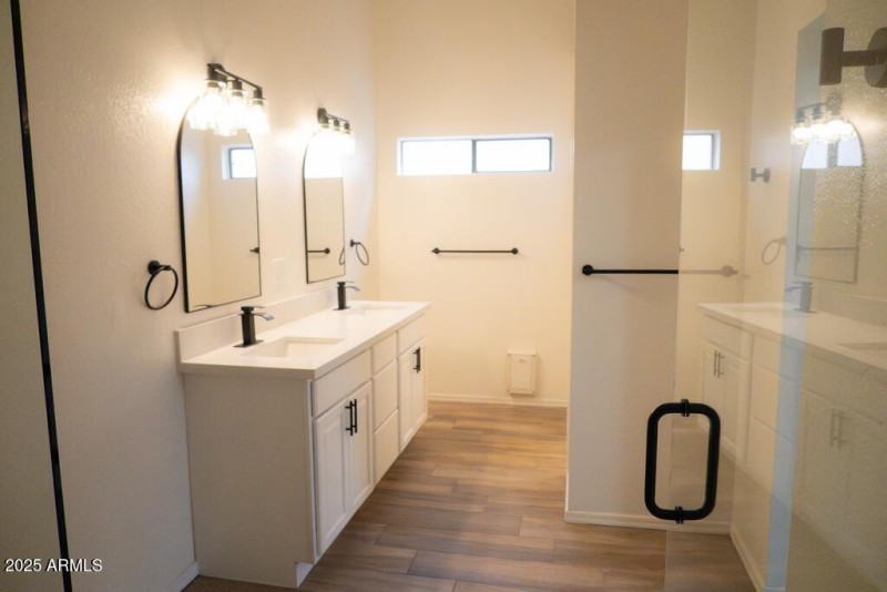 IMG_9394-Enhanced-NR