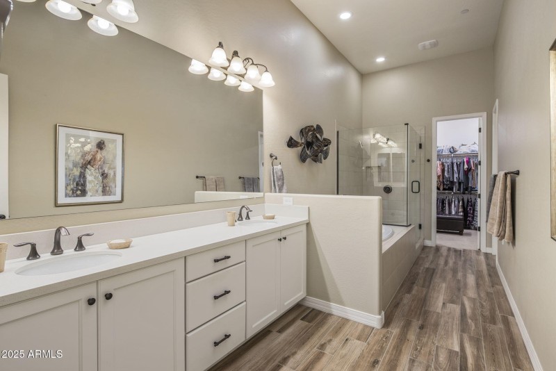 74-web-or-mls-D46A2250