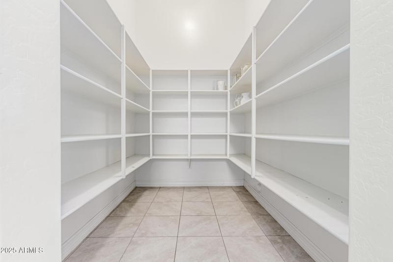 walkin pantry