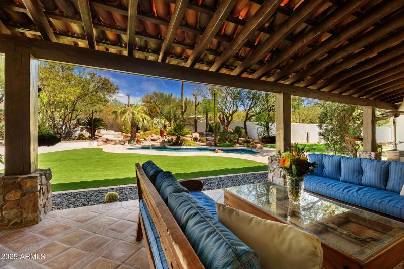 GORGEOUS COVERED PATIO