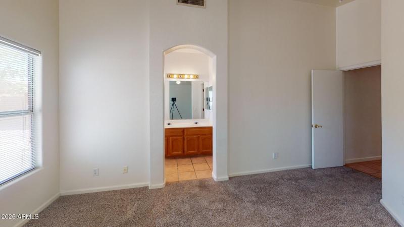 483-w-encinas-st-unfurnished3