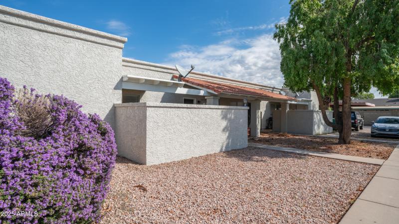 765 N Arrowhead Exterior Photos-6