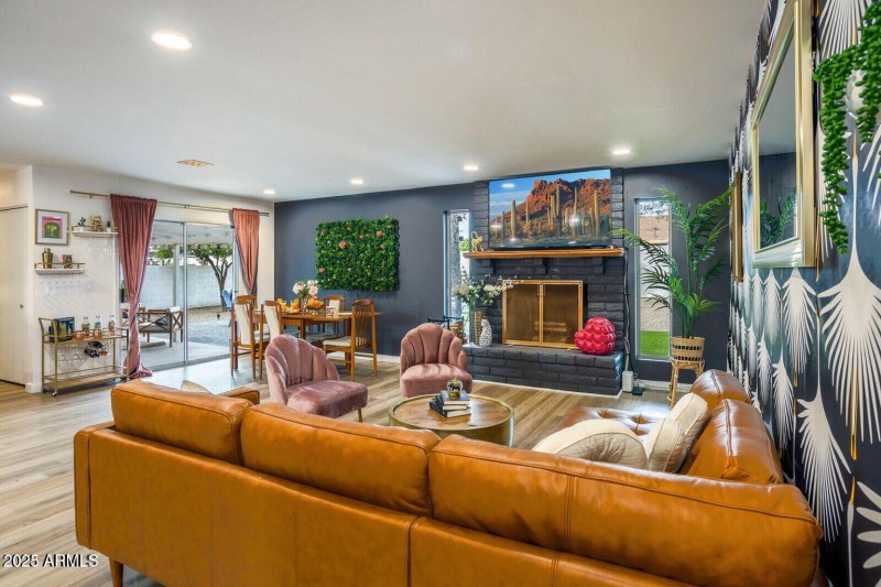 20230419023012408741000000-o-2