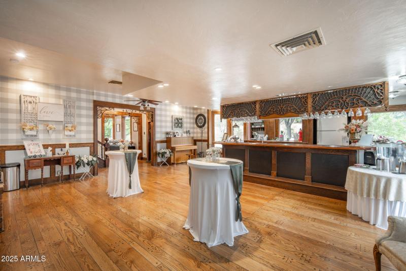 5-web-or-mls-2516-willow-creek-rd