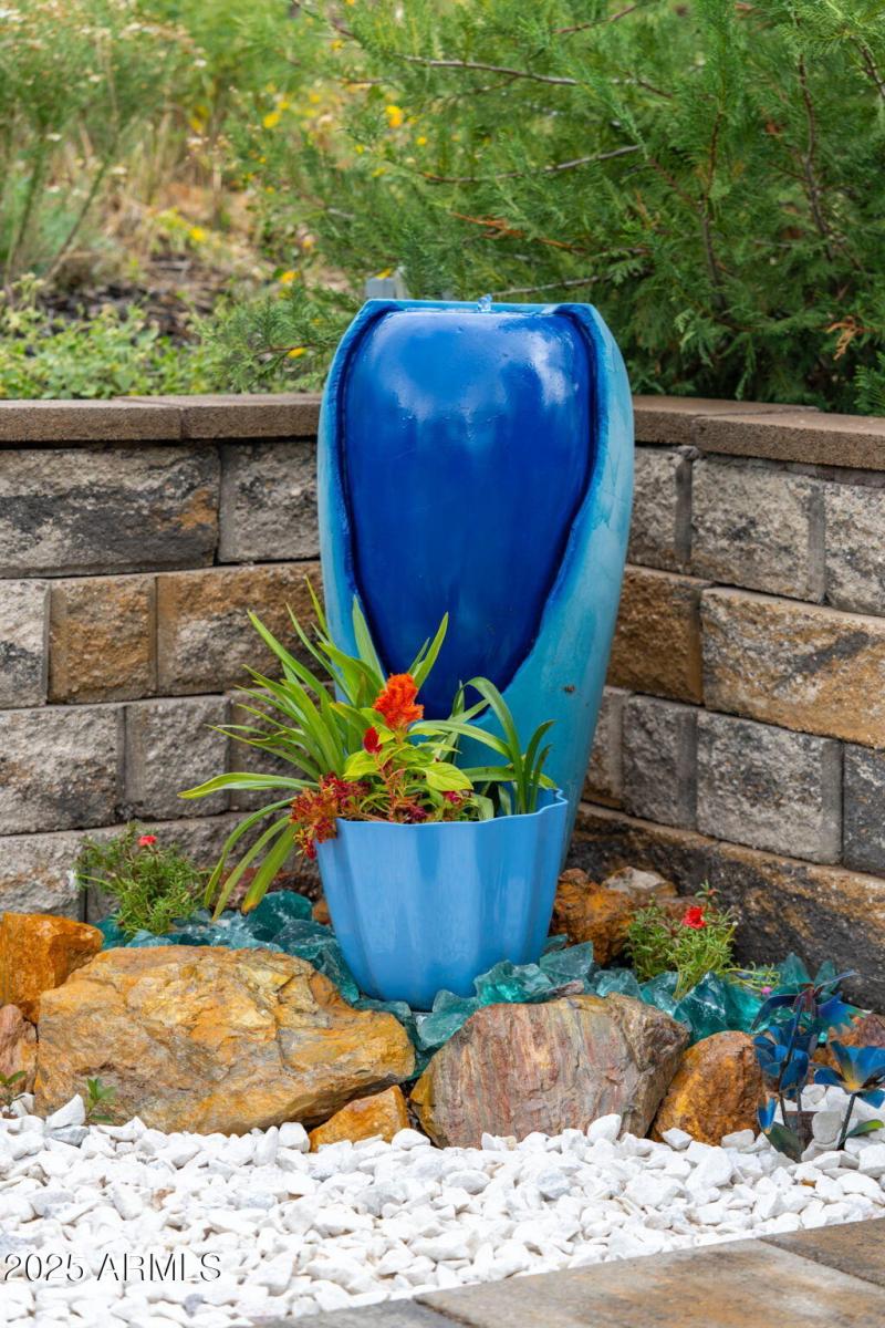 72-web-or-mls-2516-willow-creek-rd