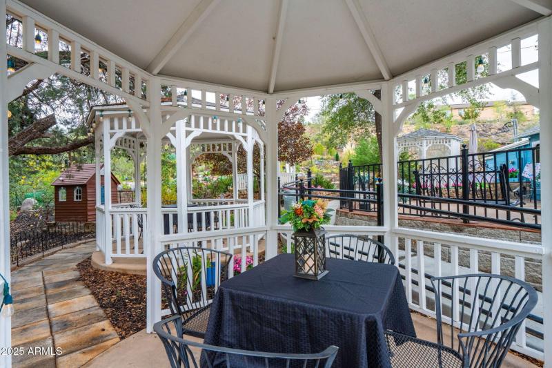 77-web-or-mls-2516-willow-creek-rd