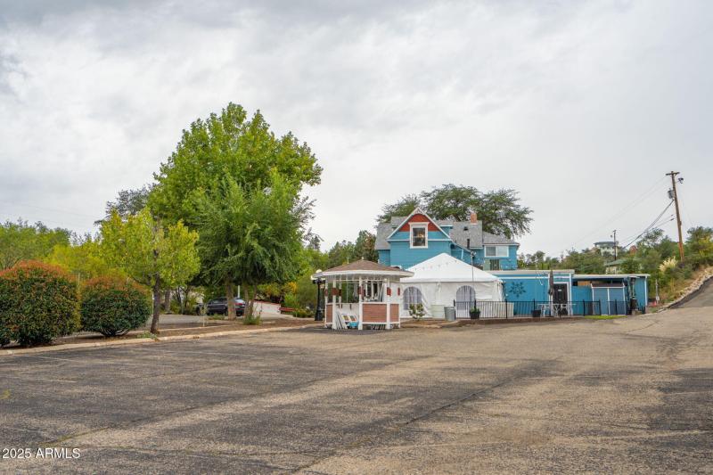 89-web-or-mls-2516-willow-creek-rd