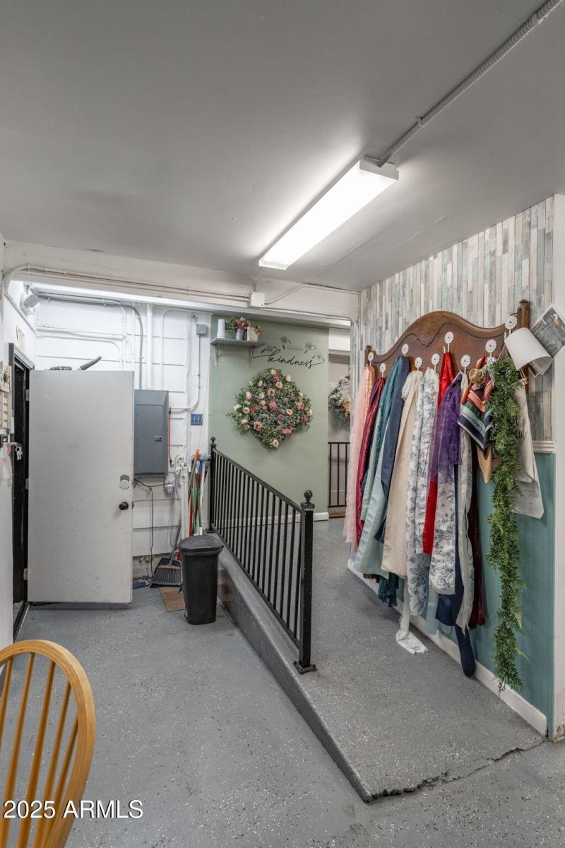 104-web-or-mls-2516-willow-creek-rd