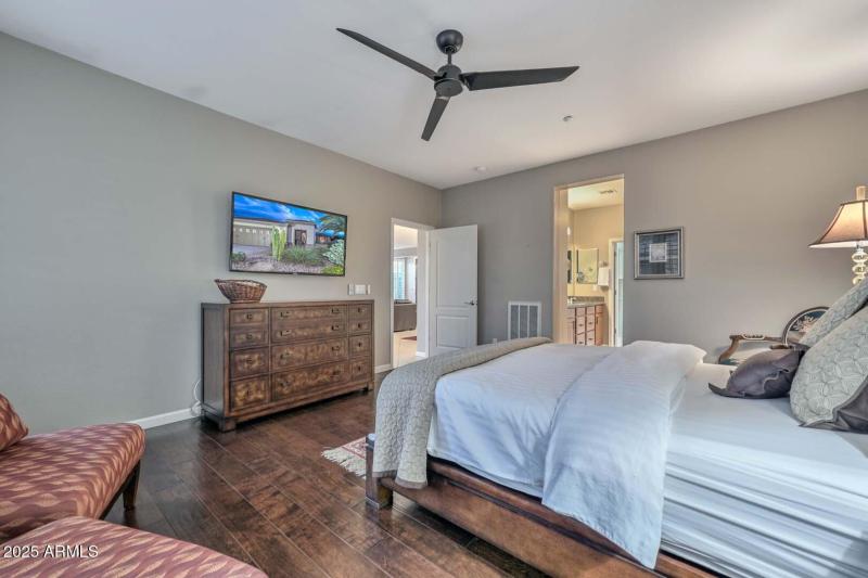 Primary Bedroom-Bath