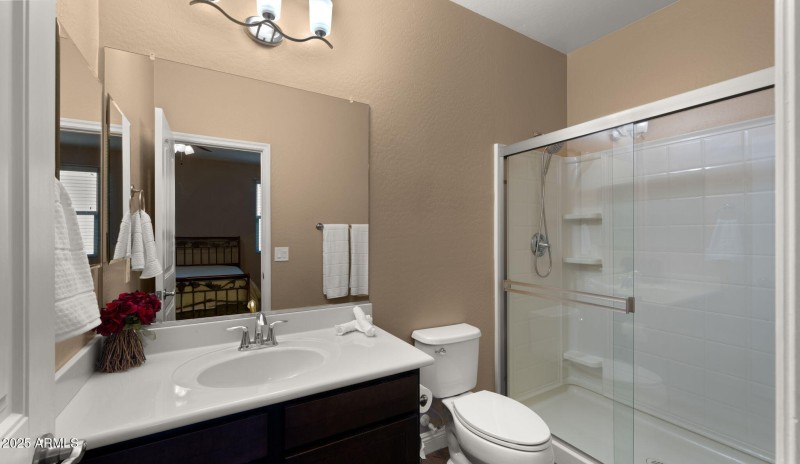 33-web-or-mls-EnSuite Bedroom1