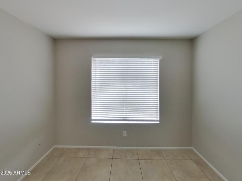 15_pc_hz6iUJX7wQ_Y121DlIDAk_layout_1