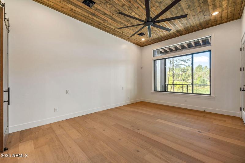 Lower Level Master Suite