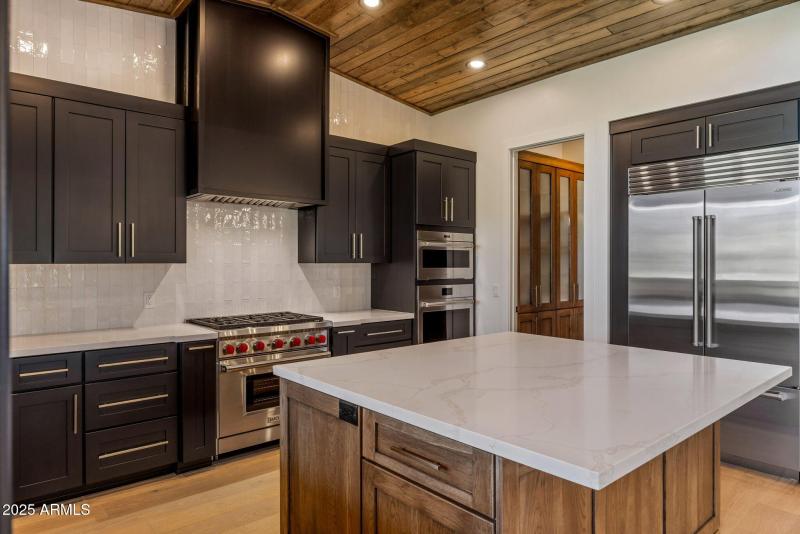 Fresh Mountain Modern Finishes