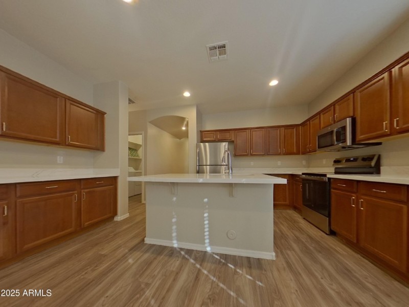 4_pc_26nbwCGYbZ_6fXjgY76pd_layout_0