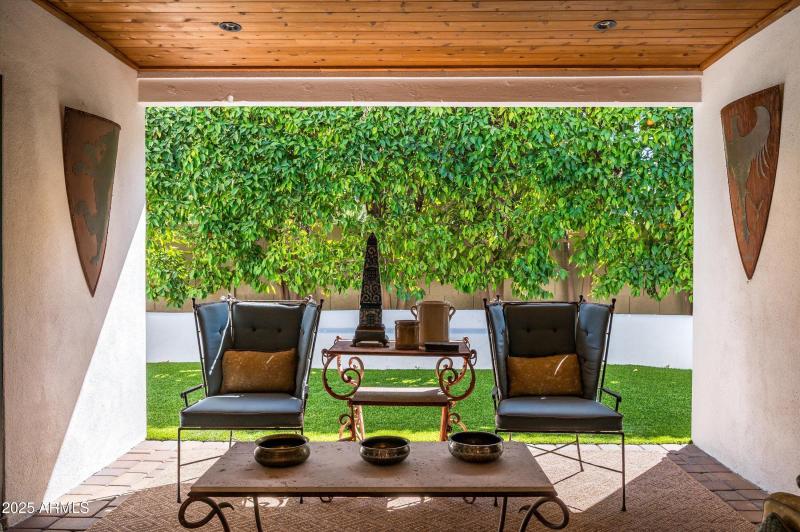 Mature Landscaping & Ultimate Privacy