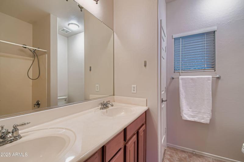 2699 S Butte Ln - MLS Sized - 023 - 29 B