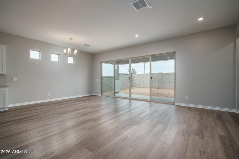 5) GREAT ROOM TO DINING